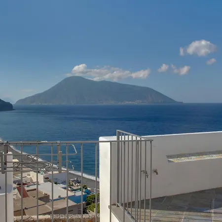 Serafino Apartment